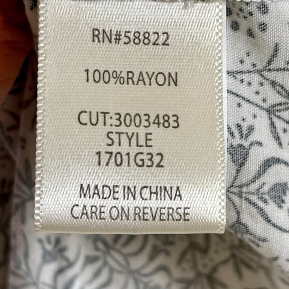 Max Studio Ruffle-Back Button-Down Blouse Black Floral on Cream Size XL - Picture 15 of 16